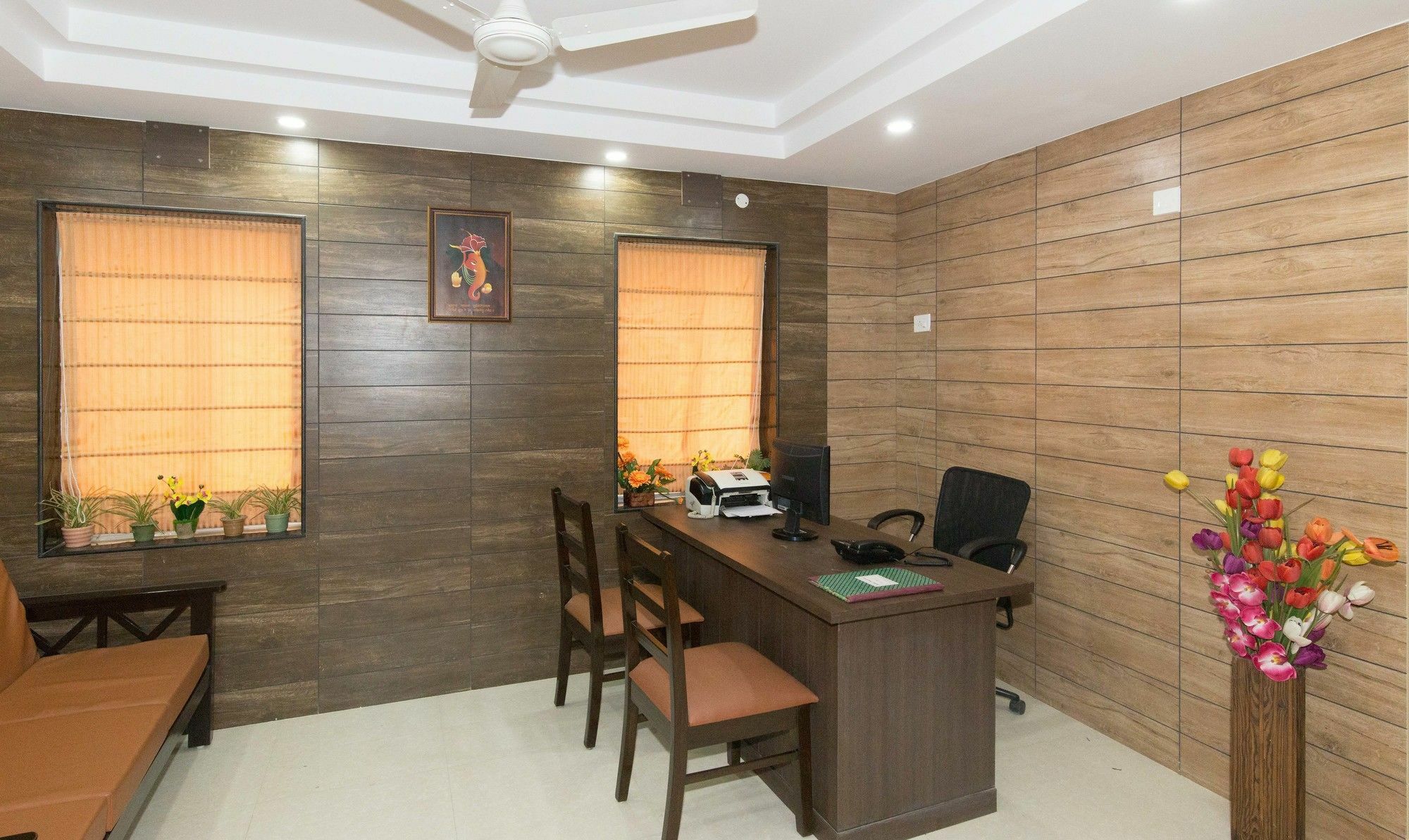 Treebo Trend Newtown Classic Calcutta Buitenkant foto